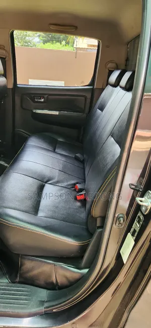Toyota HiAce 2008 Black