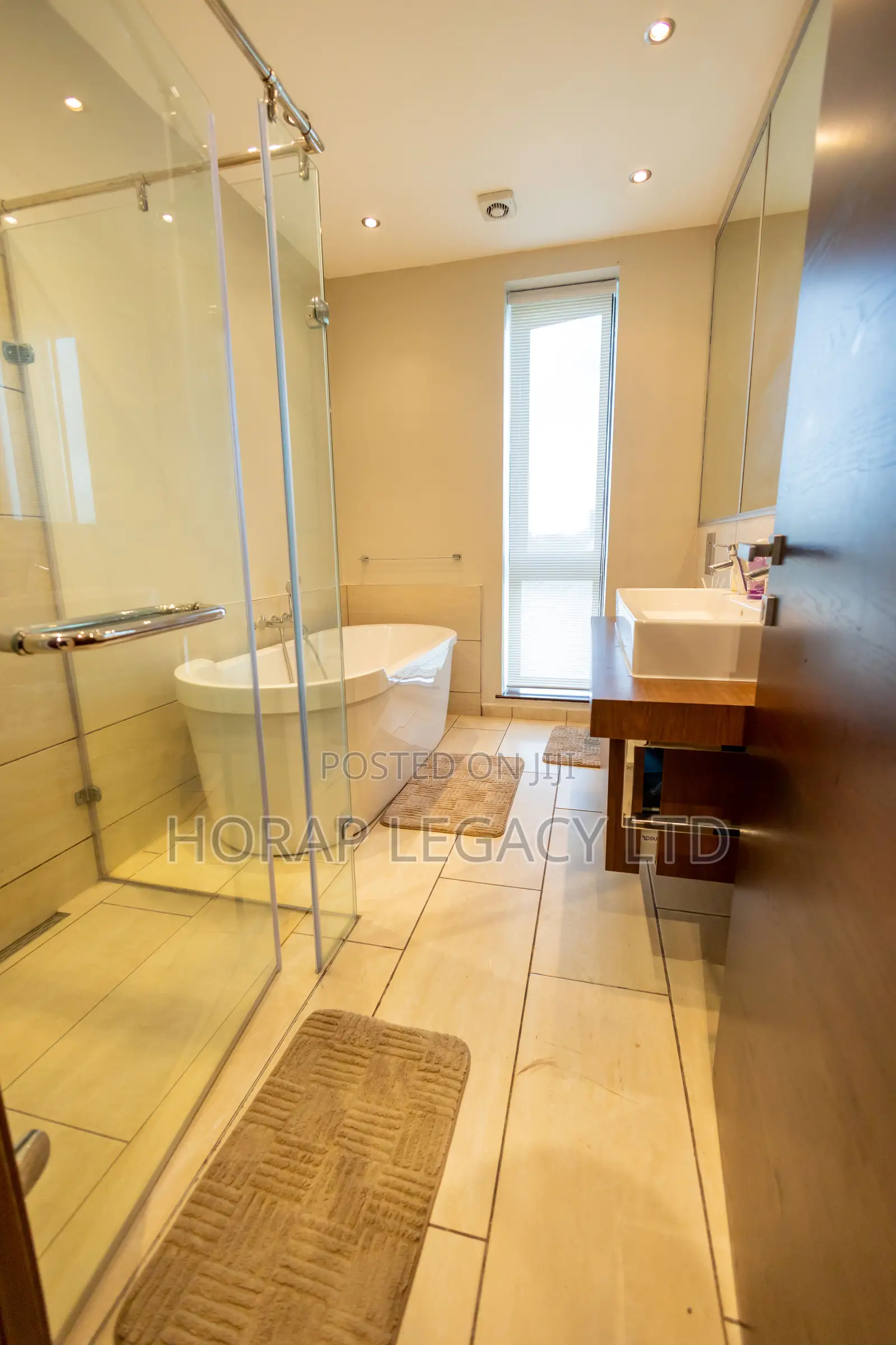 2bdrm Condo in Villagio, Dzorwulu for rent