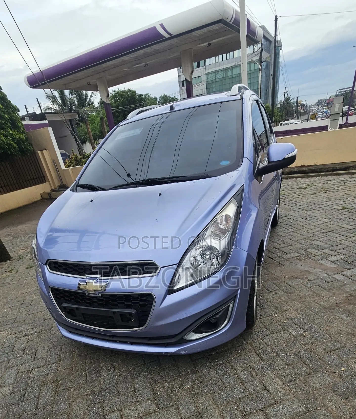 Chevrolet Spark 2LT 4dr Hatchback (1.2L 4cyl CVT) 2015 Purple