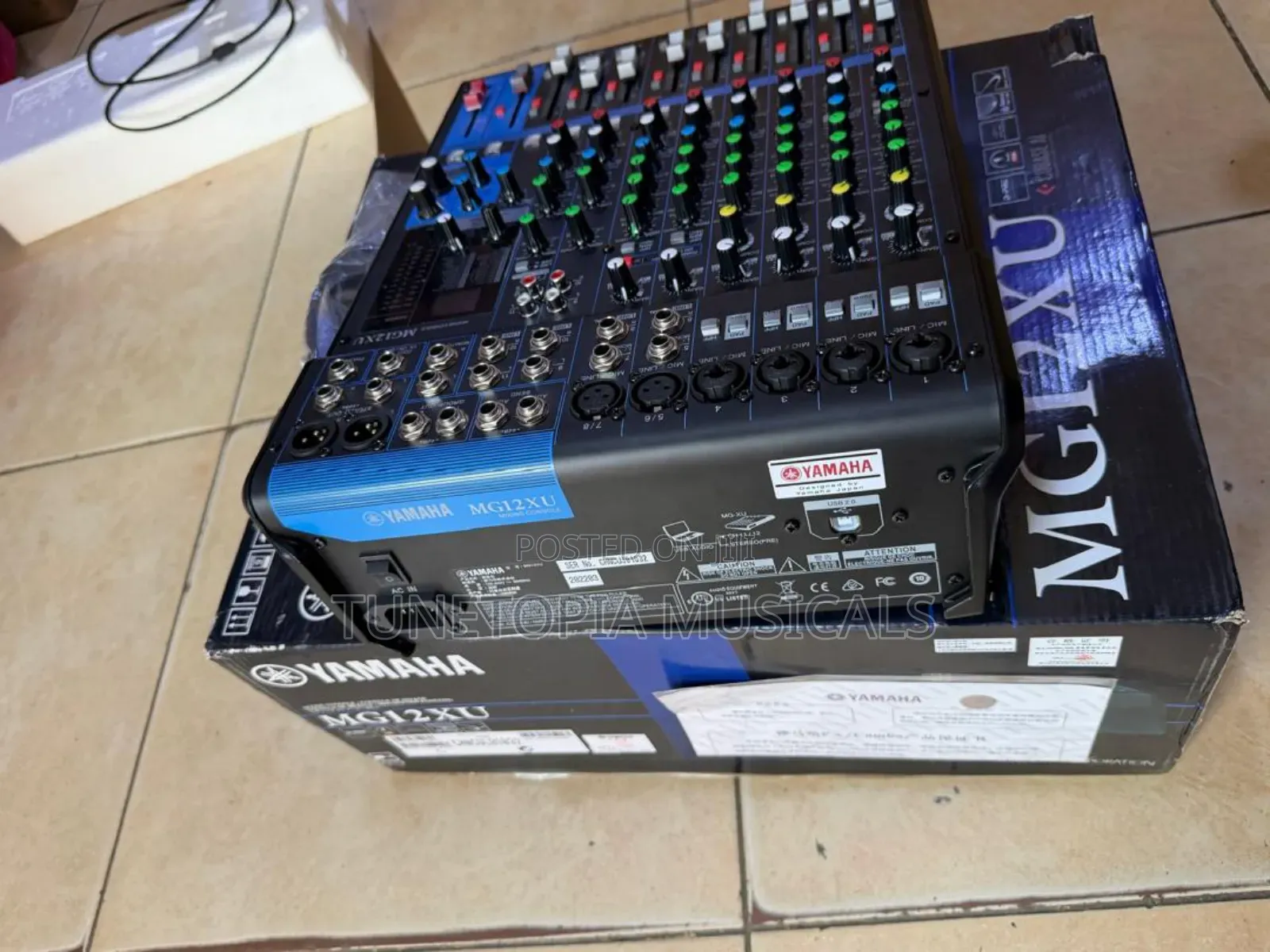 Yamaha Mg12xu 12-Channel Mixer