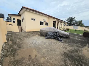 1bdrm Townhouse / Terrace in Manet Court Estate for rent