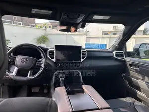 Toyota Tundra 2024 Gray