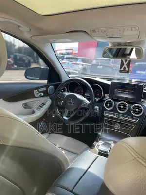 Mercedes-Benz C300 2017 Black