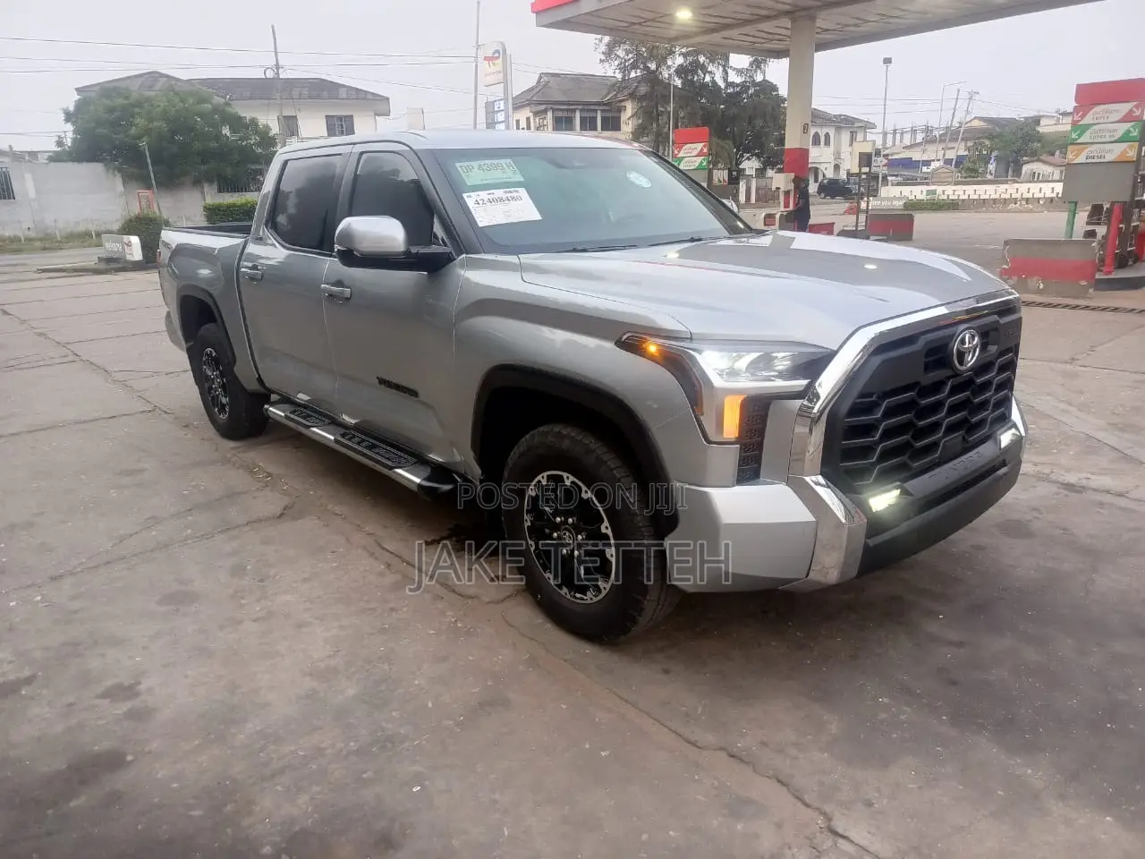 Toyota Tundra 2025 Silver