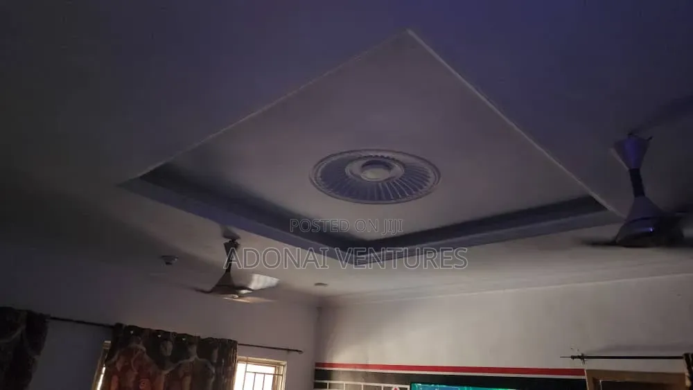 4bdrm House in Santasi Trede, Kumasi Metropolitan for sale