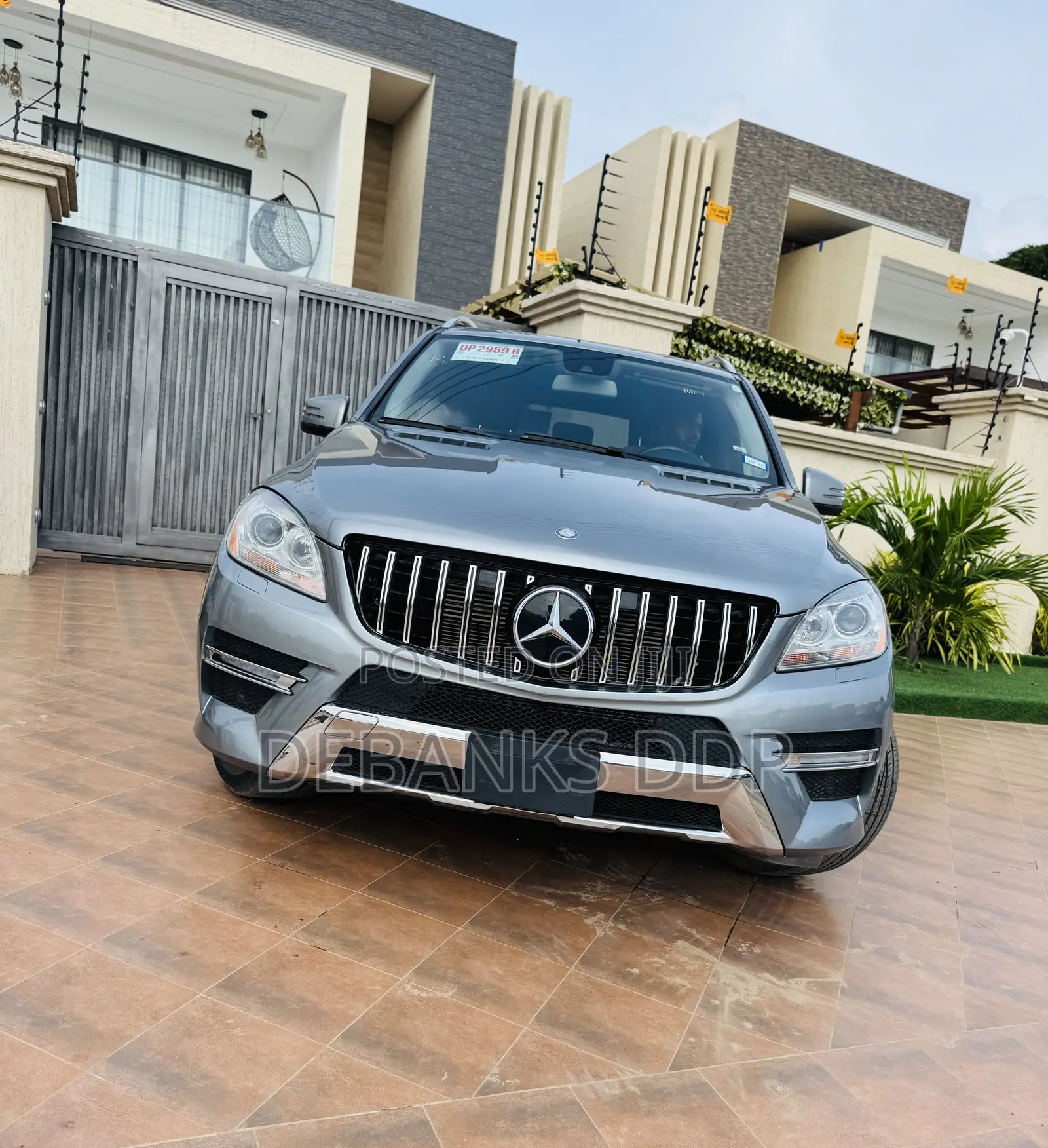 Mercedes-Benz M Class ML350 4MATIC 4dr SUV AWD (3.5L 6cyl 7A) 2015 Gray