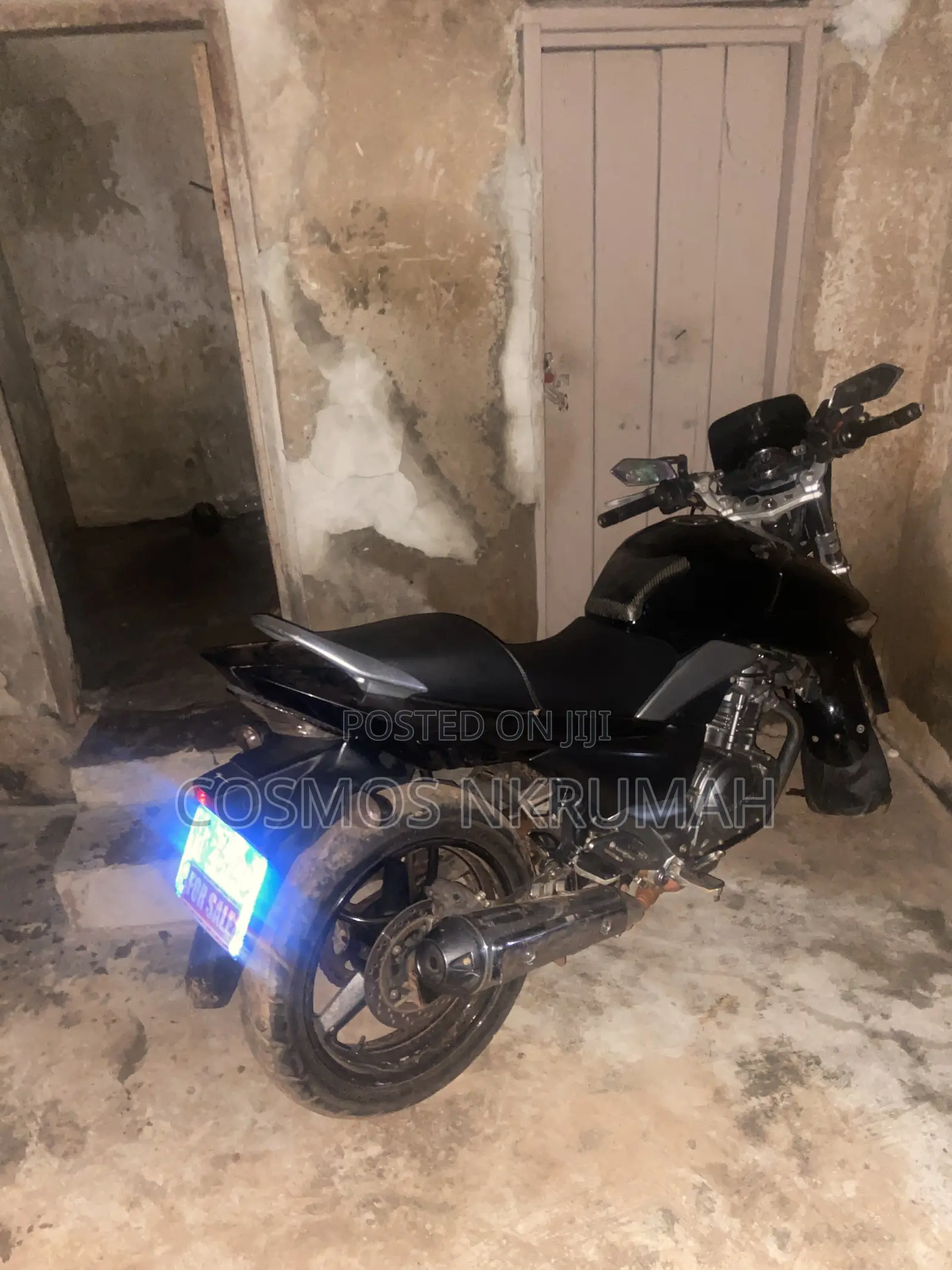 Suzuki GSR 1999 Black