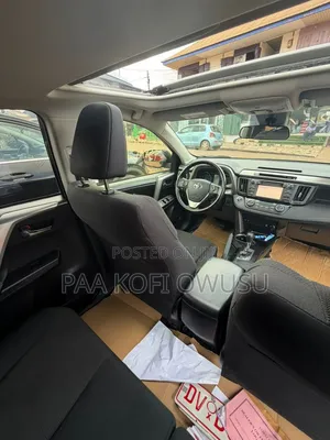 Toyota RAV4 XLE 4dr SUV (2.5L 4cyl 6A) 2018 Black