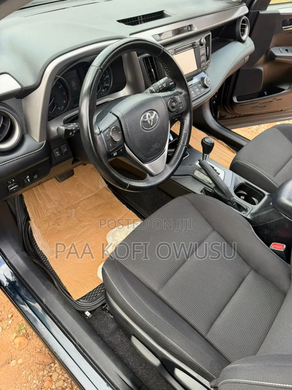 Toyota RAV4 XLE 4dr SUV (2.5L 4cyl 6A) 2018 Black