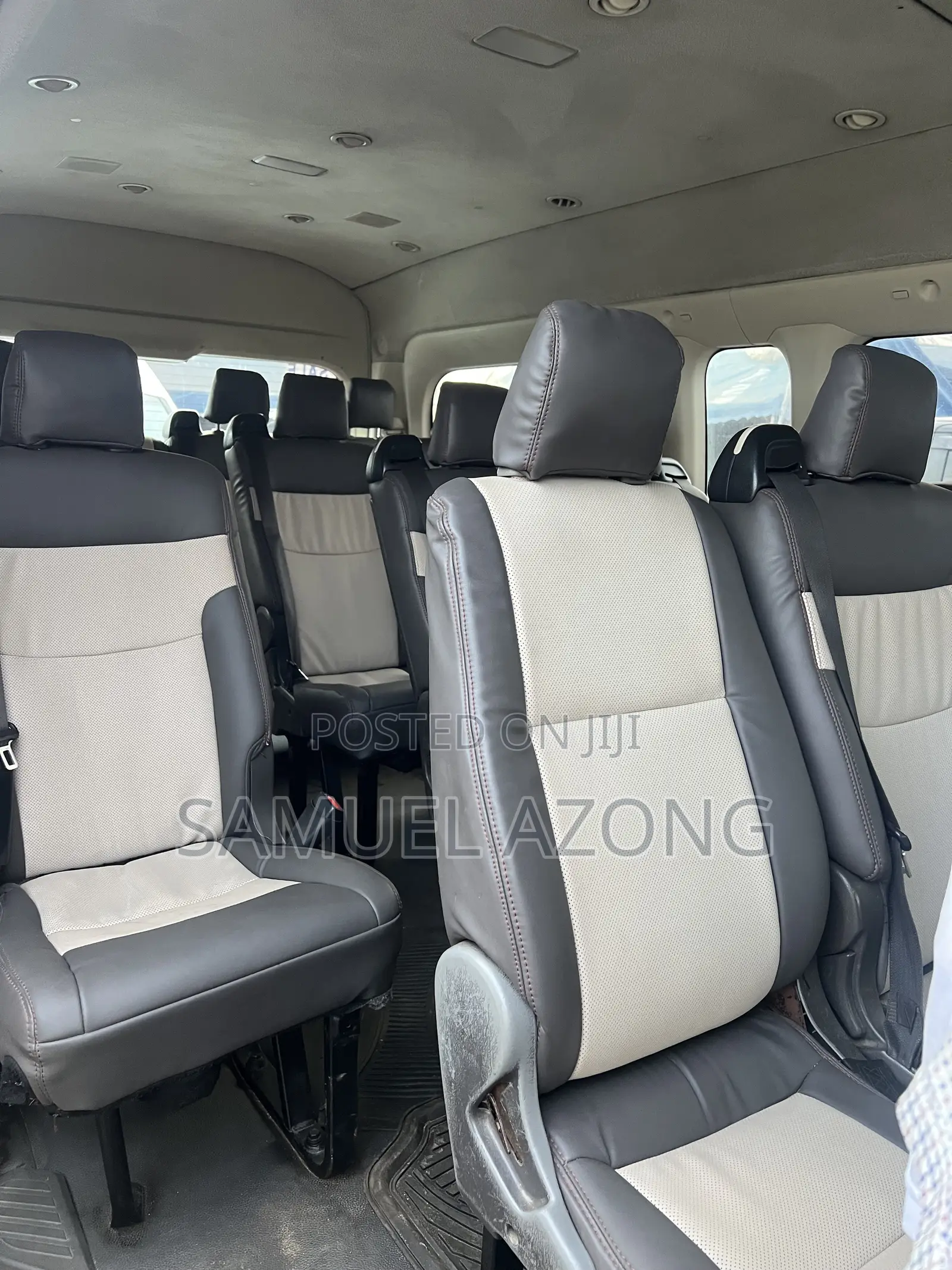 Toyota HiAce 2021 White