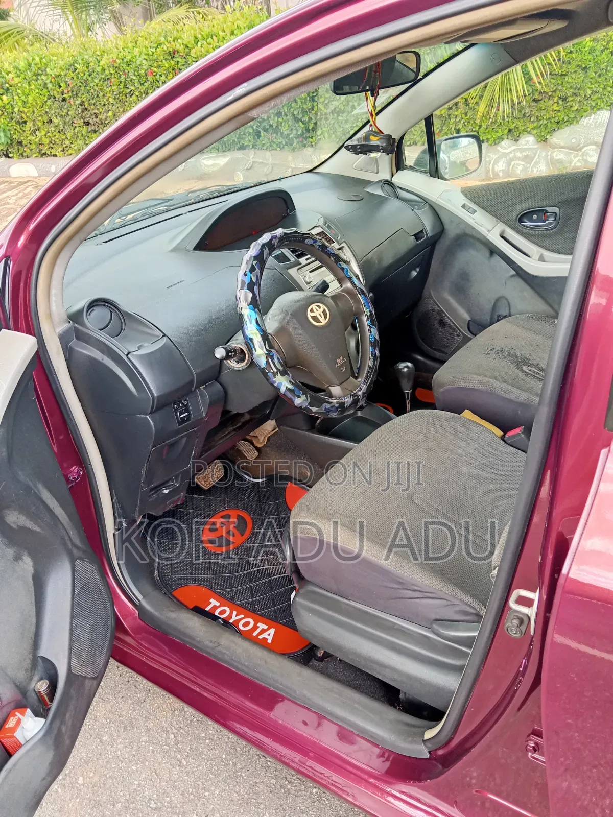 Toyota Vitz 2010 Brown