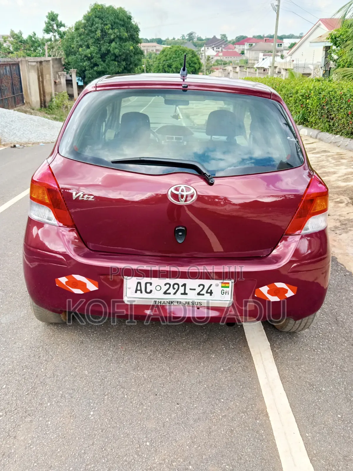 Toyota Vitz 2010 Brown