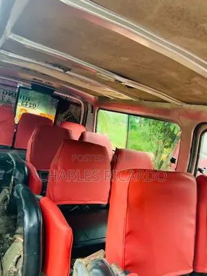 Nissan Caravan (Urvan) 2007 Silver