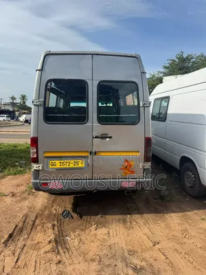 Mercedes-Benz Sprinter 2012 Silver