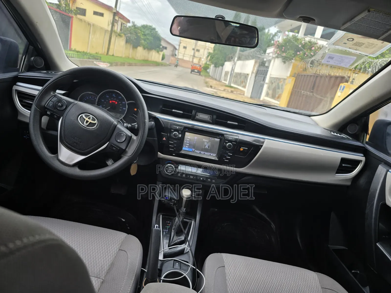 Toyota Corolla 2015 Black