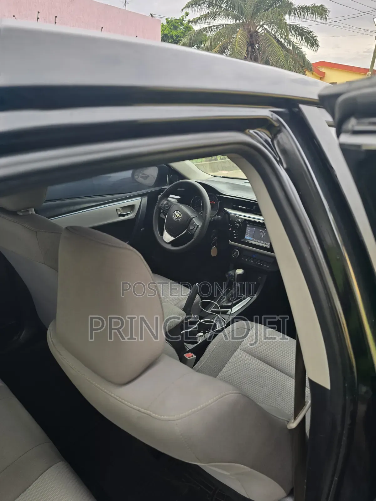 Toyota Corolla 2015 Black