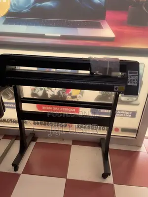 95% New Plotter Cutter 2.5ft