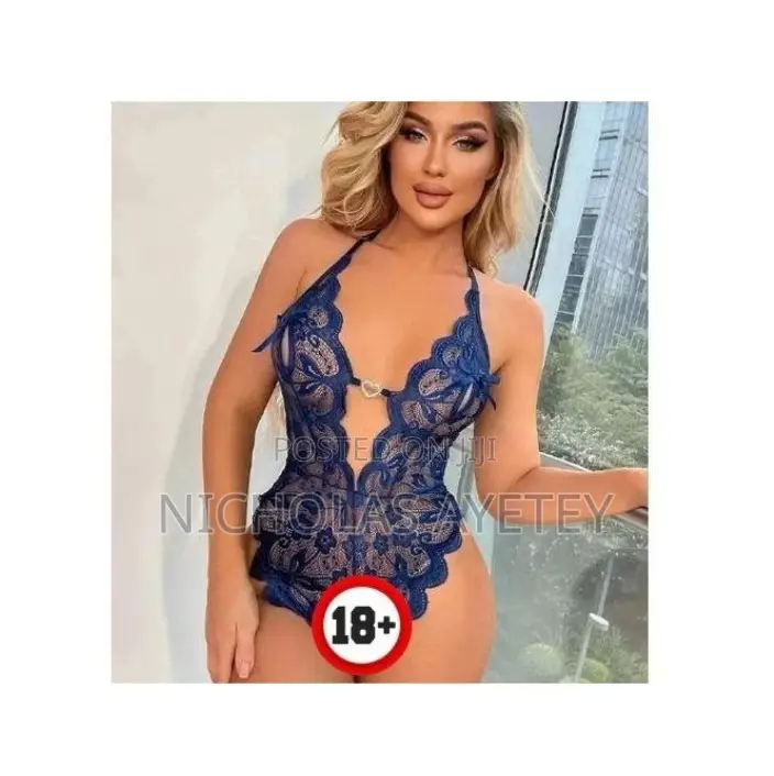 One Piece Women Close Fitting Clothes Sexy v-Neck Backless 575737