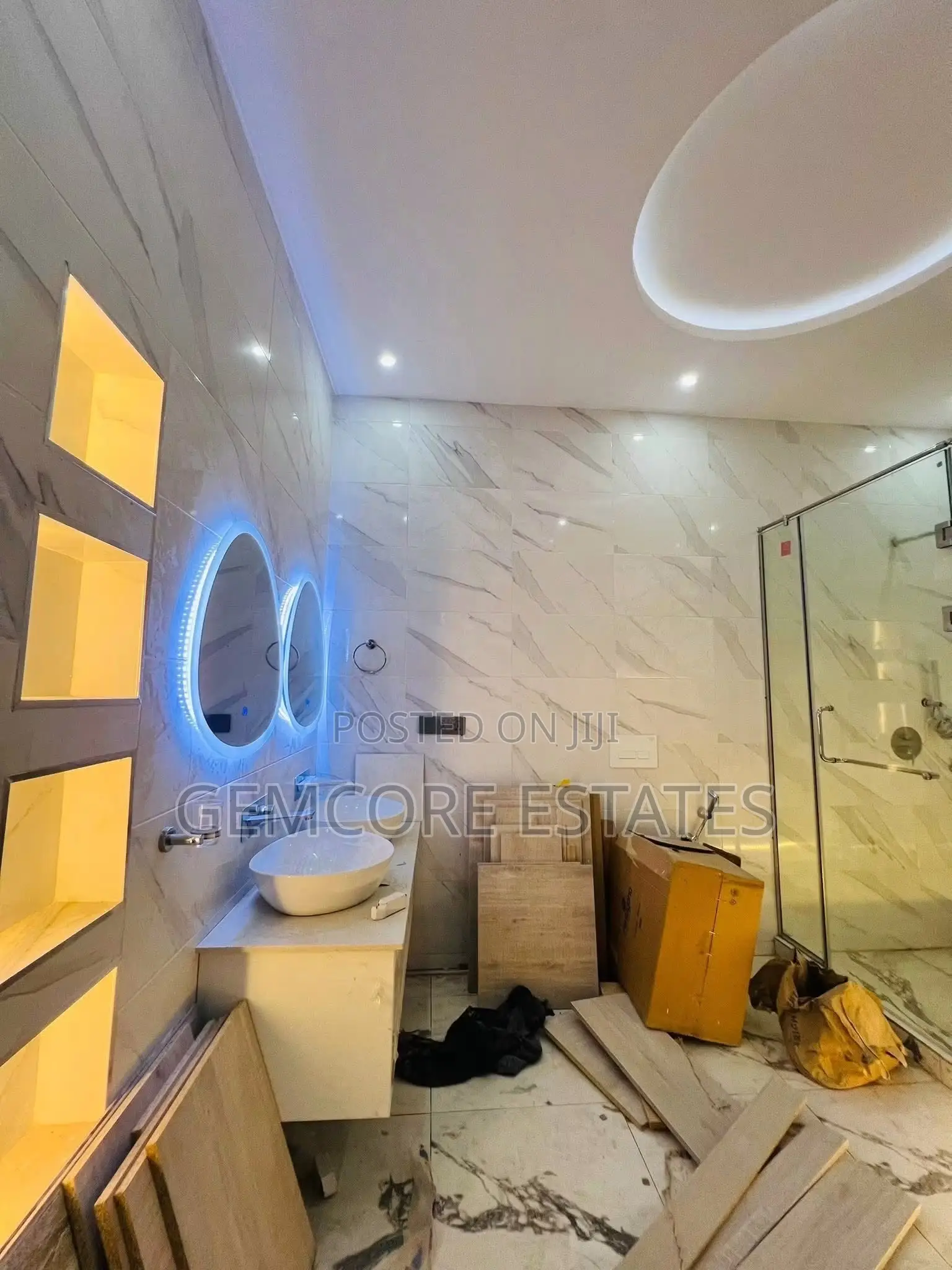 4bdrm House in School Junction, East Legon for sale