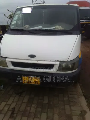 Ford Transit 2025 Blue