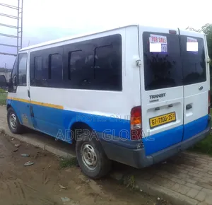 Ford Transit 2025 Blue