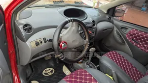 Toyota Yaris 1.5 2009 Yellow