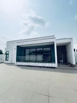 3bdrm House in Lakeside Estate for sale