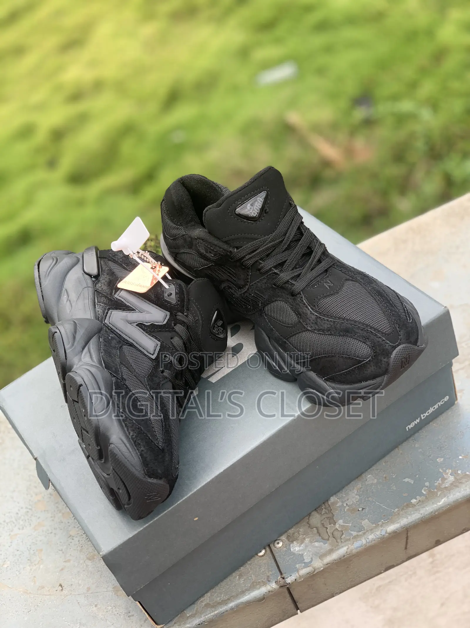 New Balance 9060