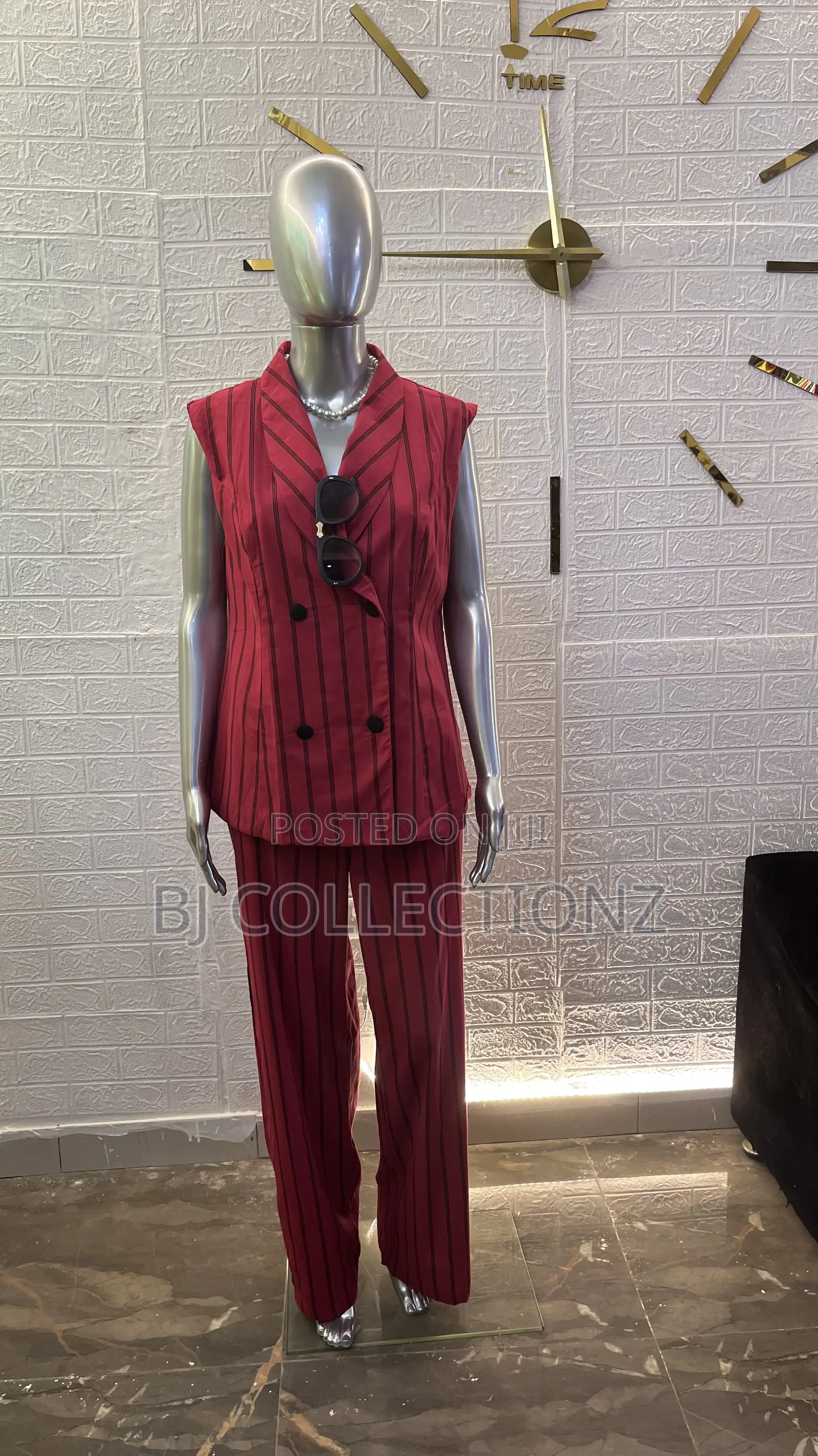 Classy Woman 2pies Set With Belt