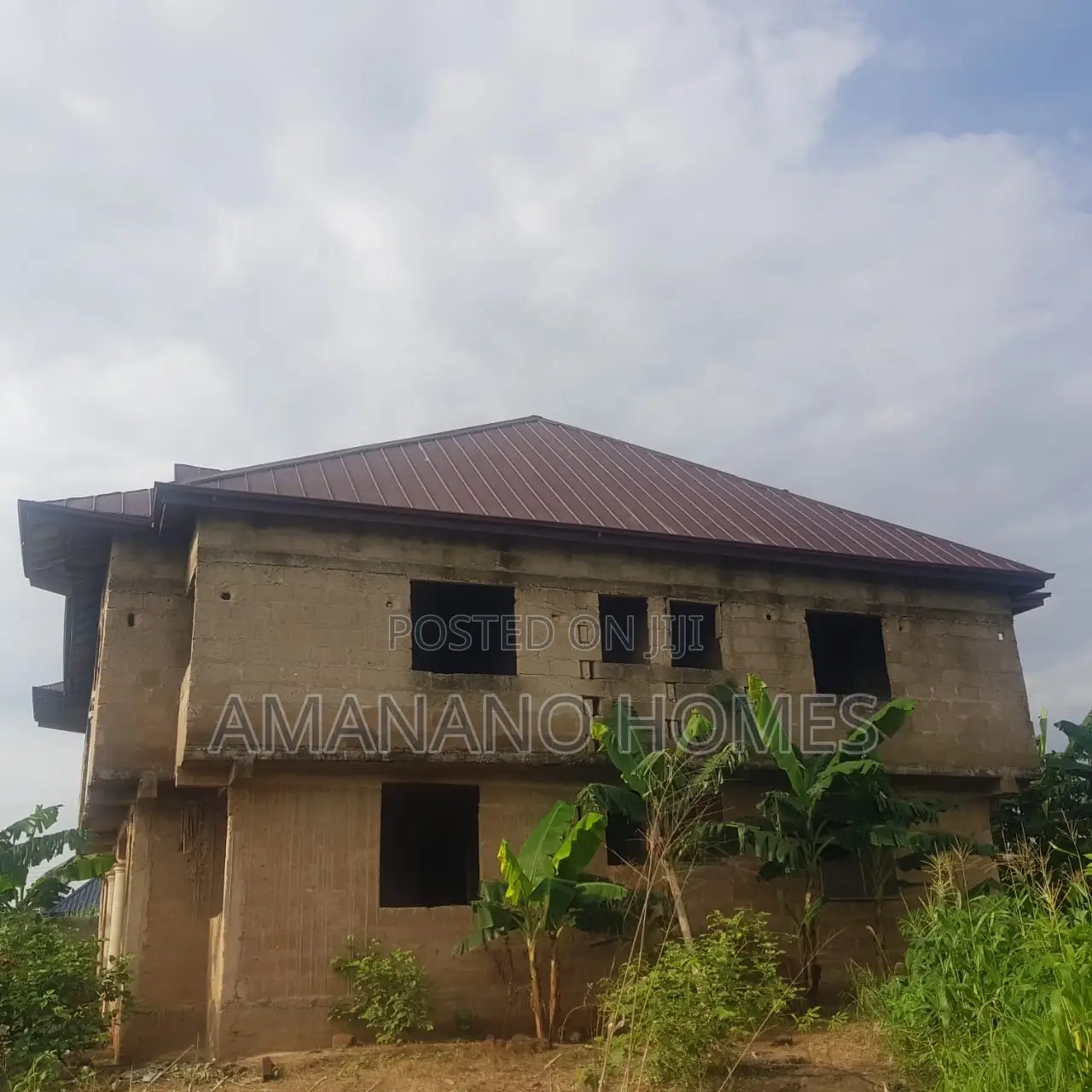 8bdrm Block of Flats in Amanano Homes, Atwima Kwanwoma for sale