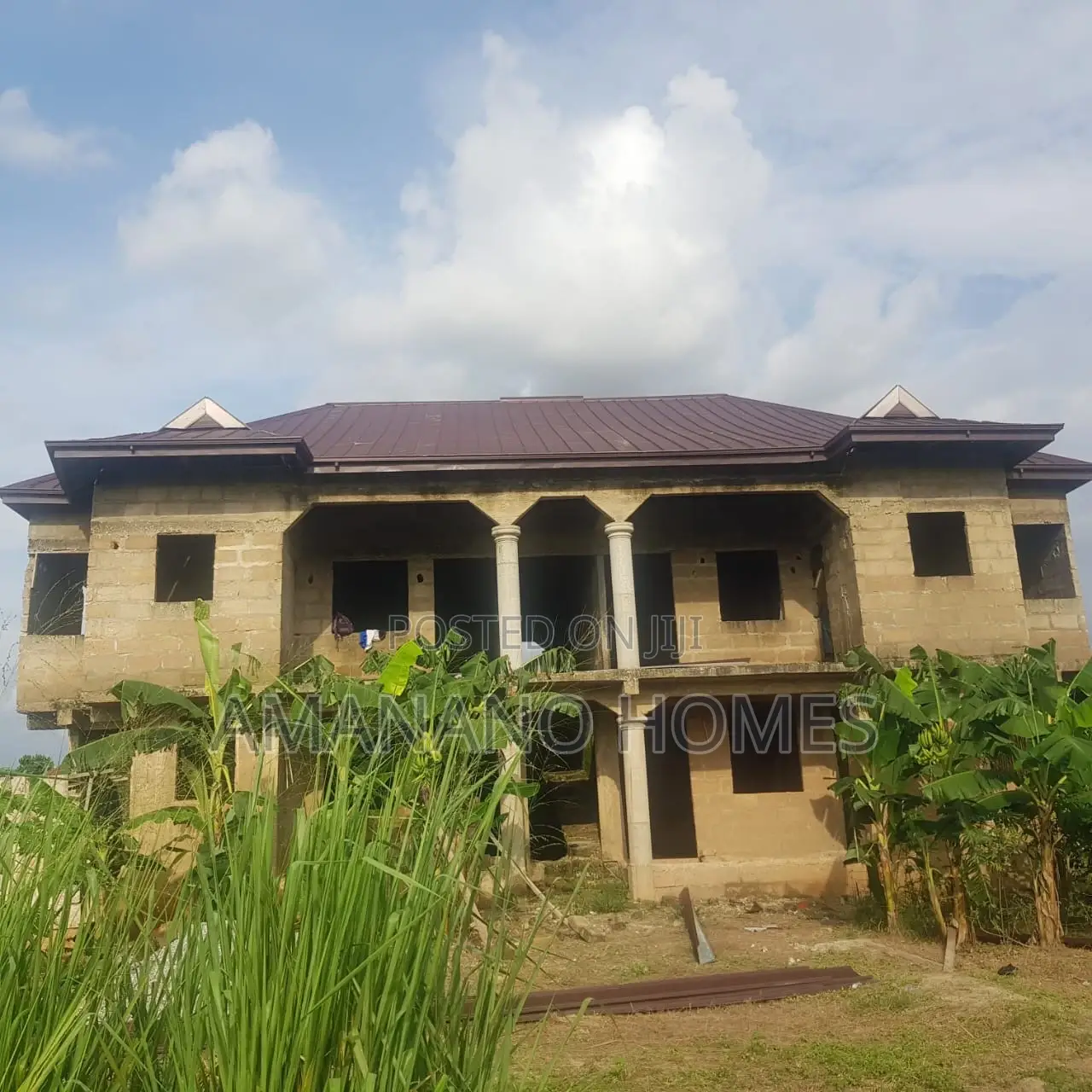 8bdrm Block of Flats in Amanano Homes, Atwima Kwanwoma for sale