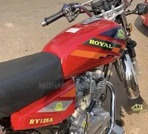 Royal RY125 2025 Red