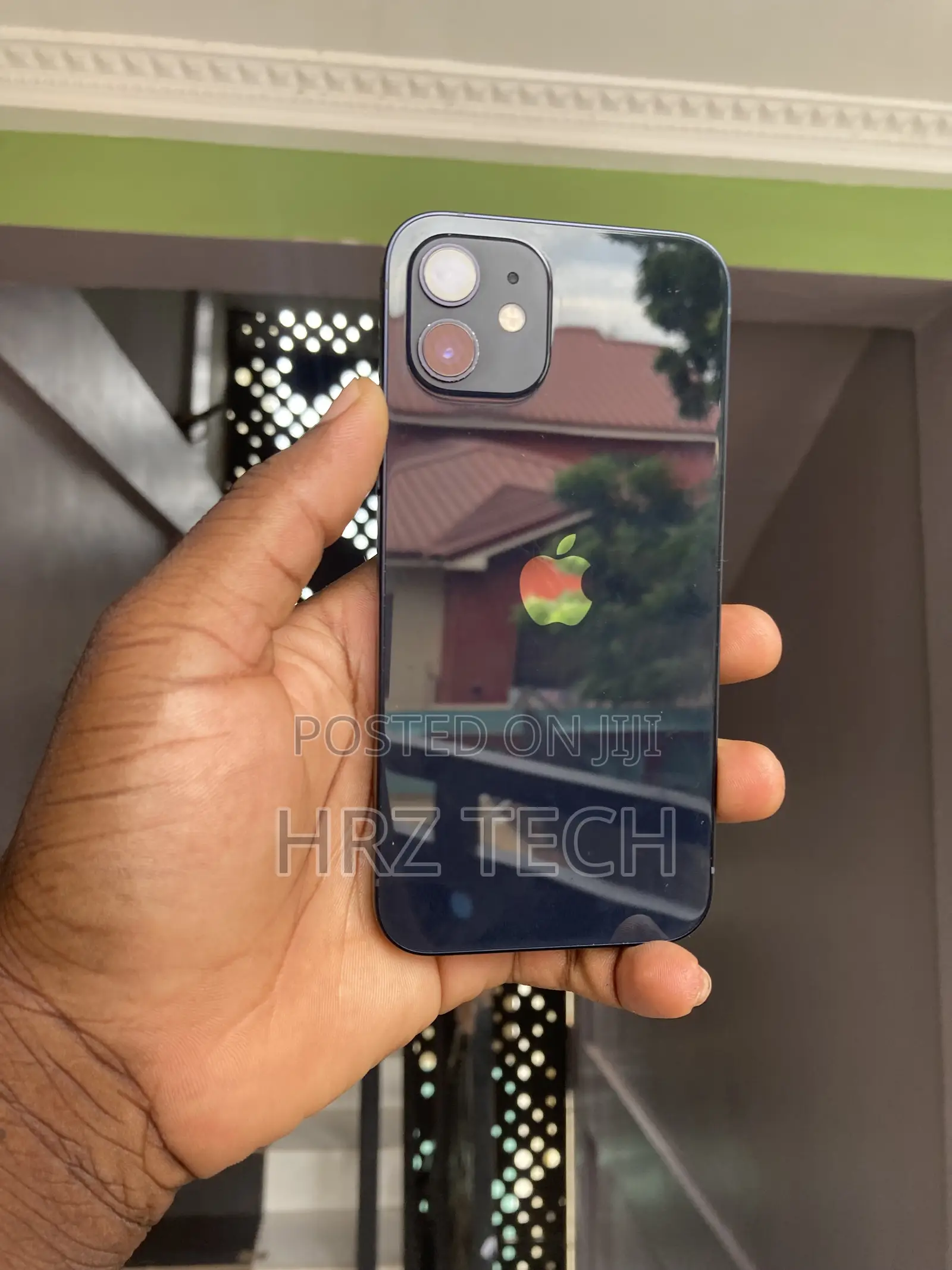 Apple iPhone 12 64 GB Black