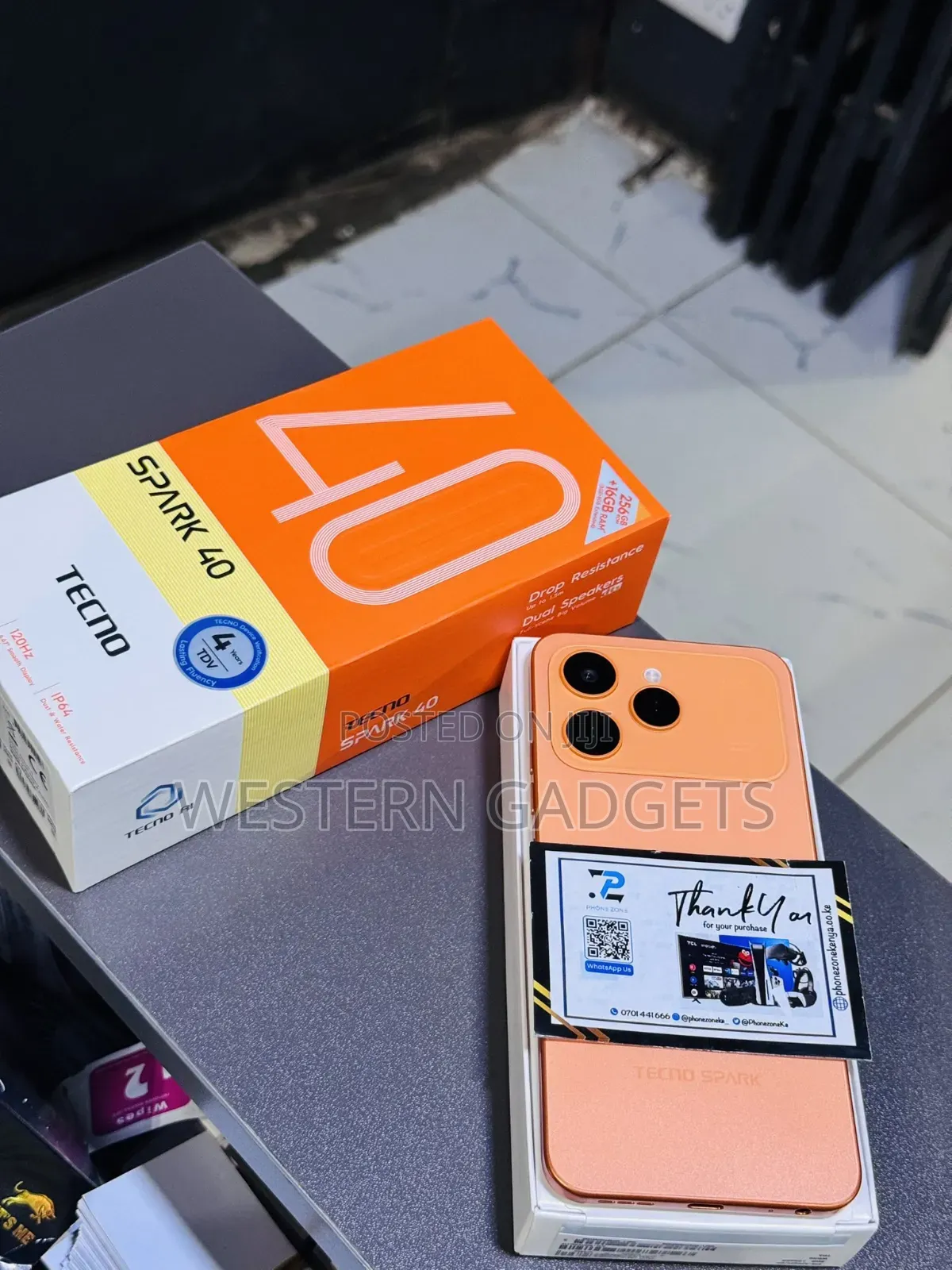 New Tecno Spark 40 128 GB Orange