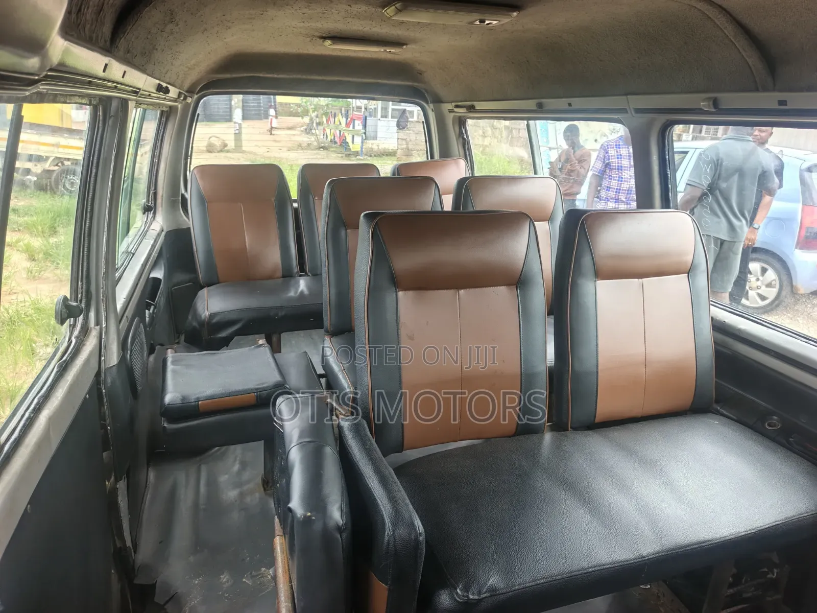 Hyundai H200 2005 Silver