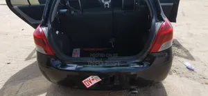 Toyota Vitz 1.3 FWD 5dr 2009 Black
