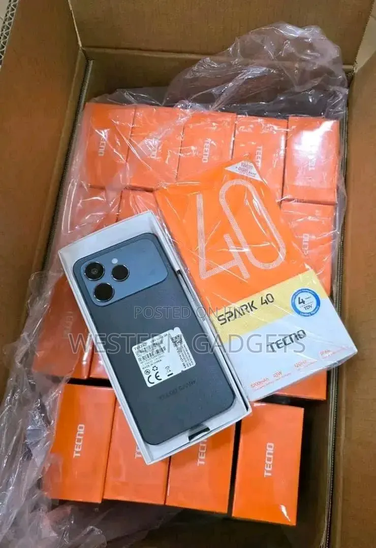 New Tecno Spark 40 128 GB Black