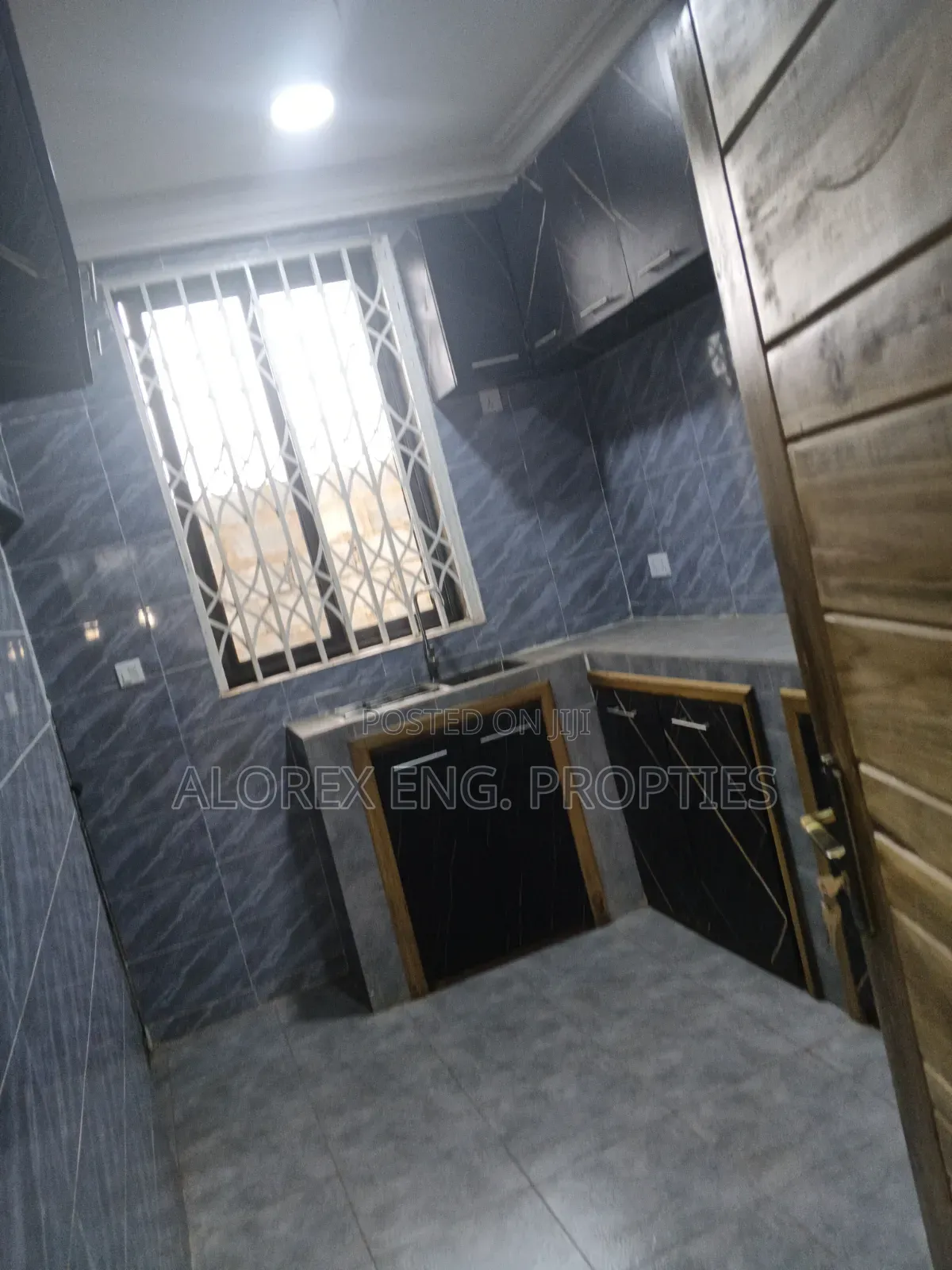 2bdrm Apartment in Adenta Amrahia, Frafraha for rent