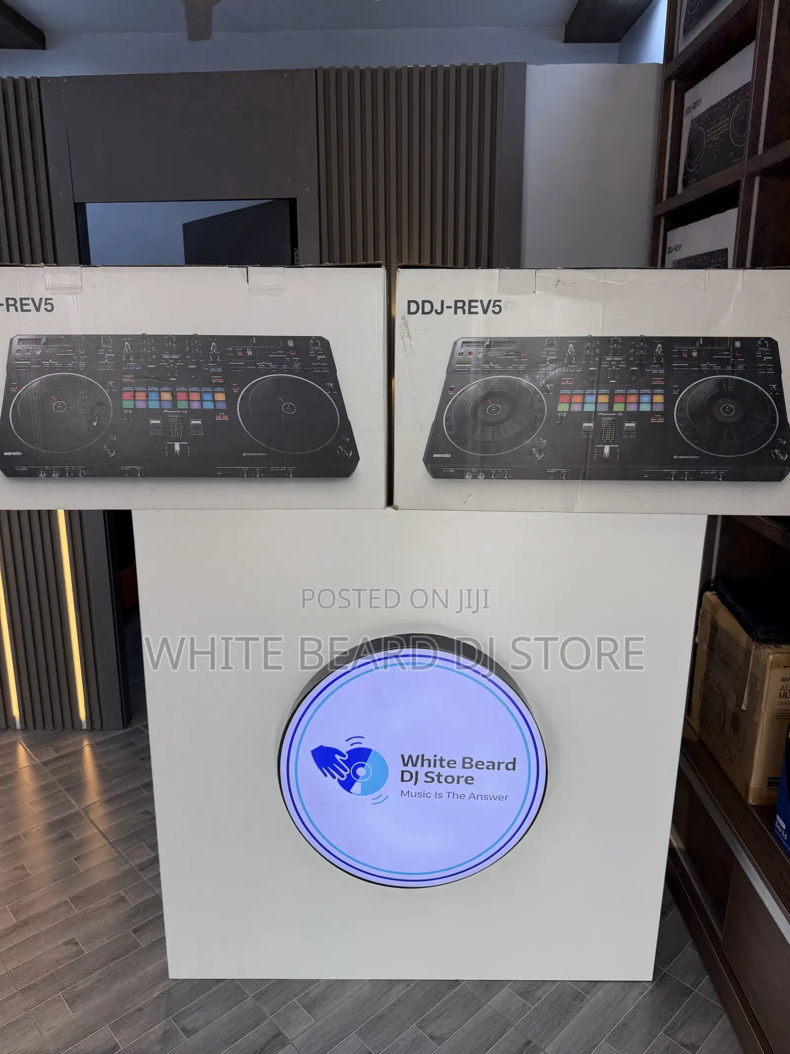 Pioneer Dj DDJ- Rev Controller for Serato Dj Pro and Rekordbox