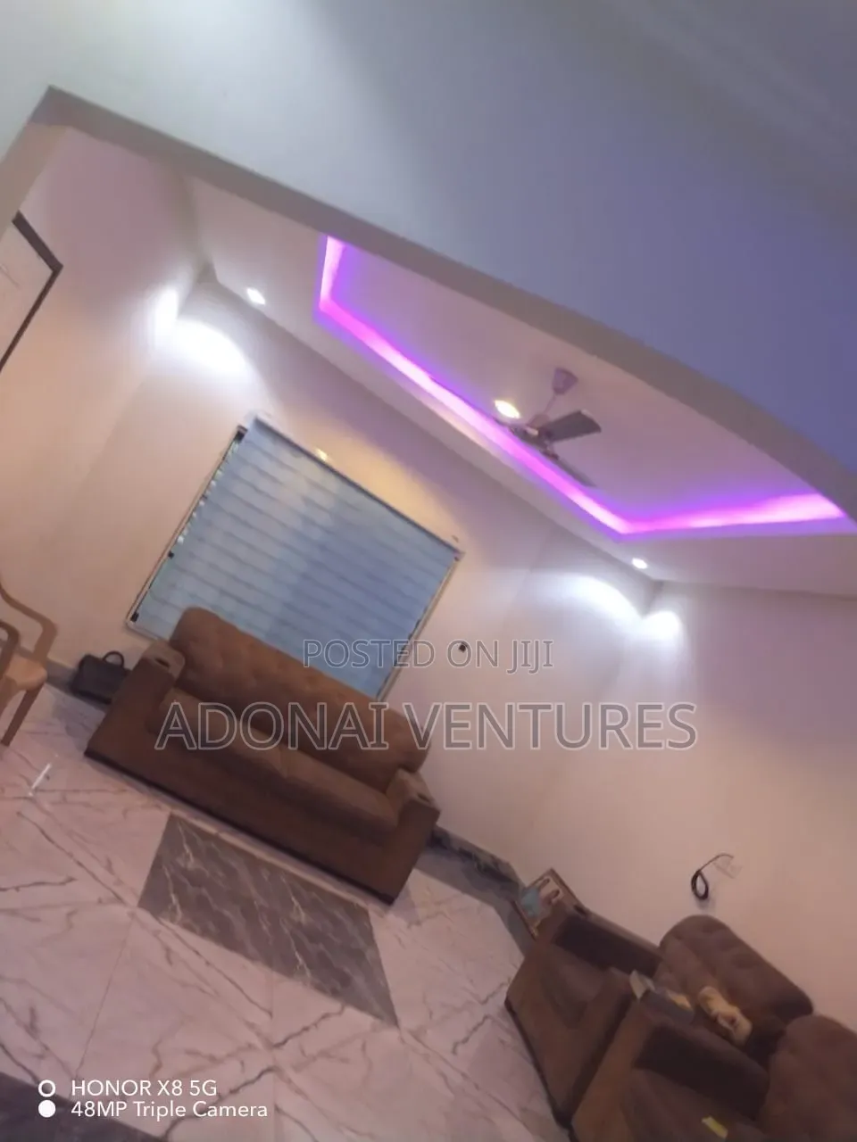 10bdrm House in Tech Anwomaso, Kumasi Metropolitan for sale