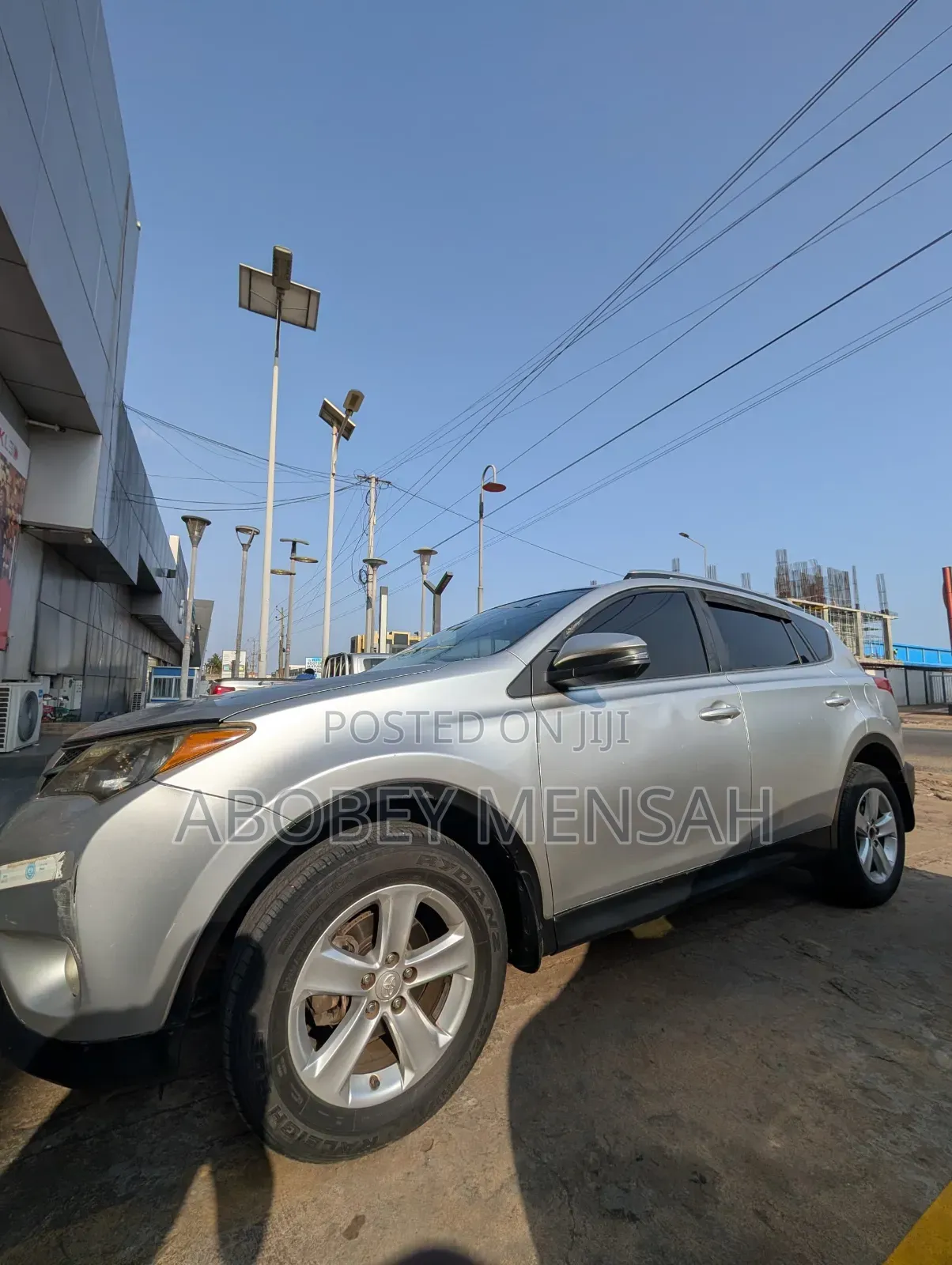 Toyota RAV4 XLE 4dr SUV AWD (2.5L 4cyl 6A) 2014 Silver