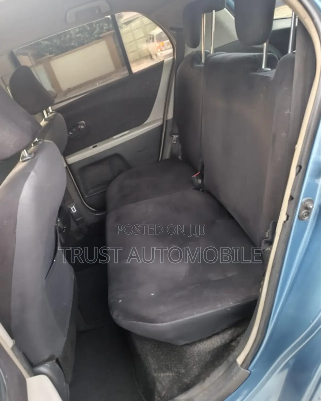 Toyota Vitz 1.3 FWD 5dr 2010 Blue