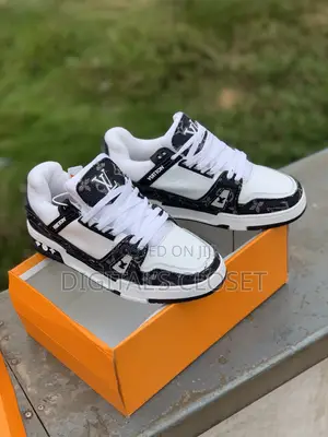 Original Lv Sneakers