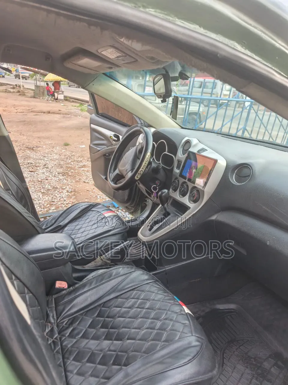 Pontiac Vibe 2009 Gray