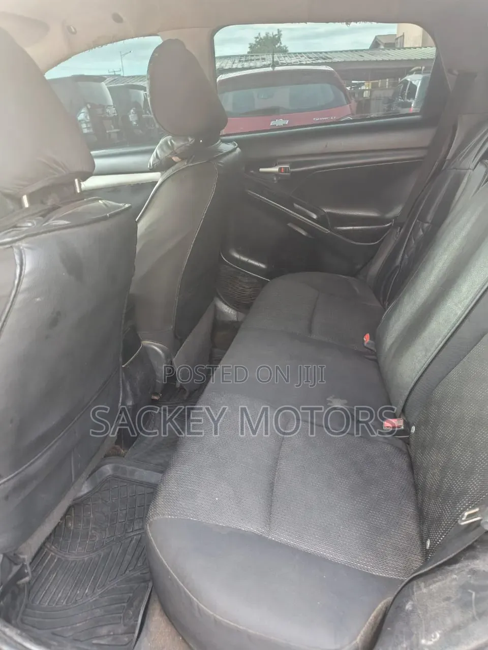 Pontiac Vibe 2009 Gray