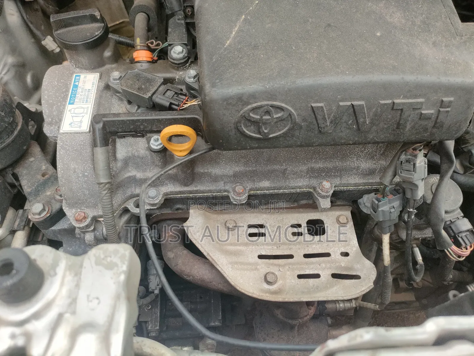 Toyota Belta 2010 Silver
