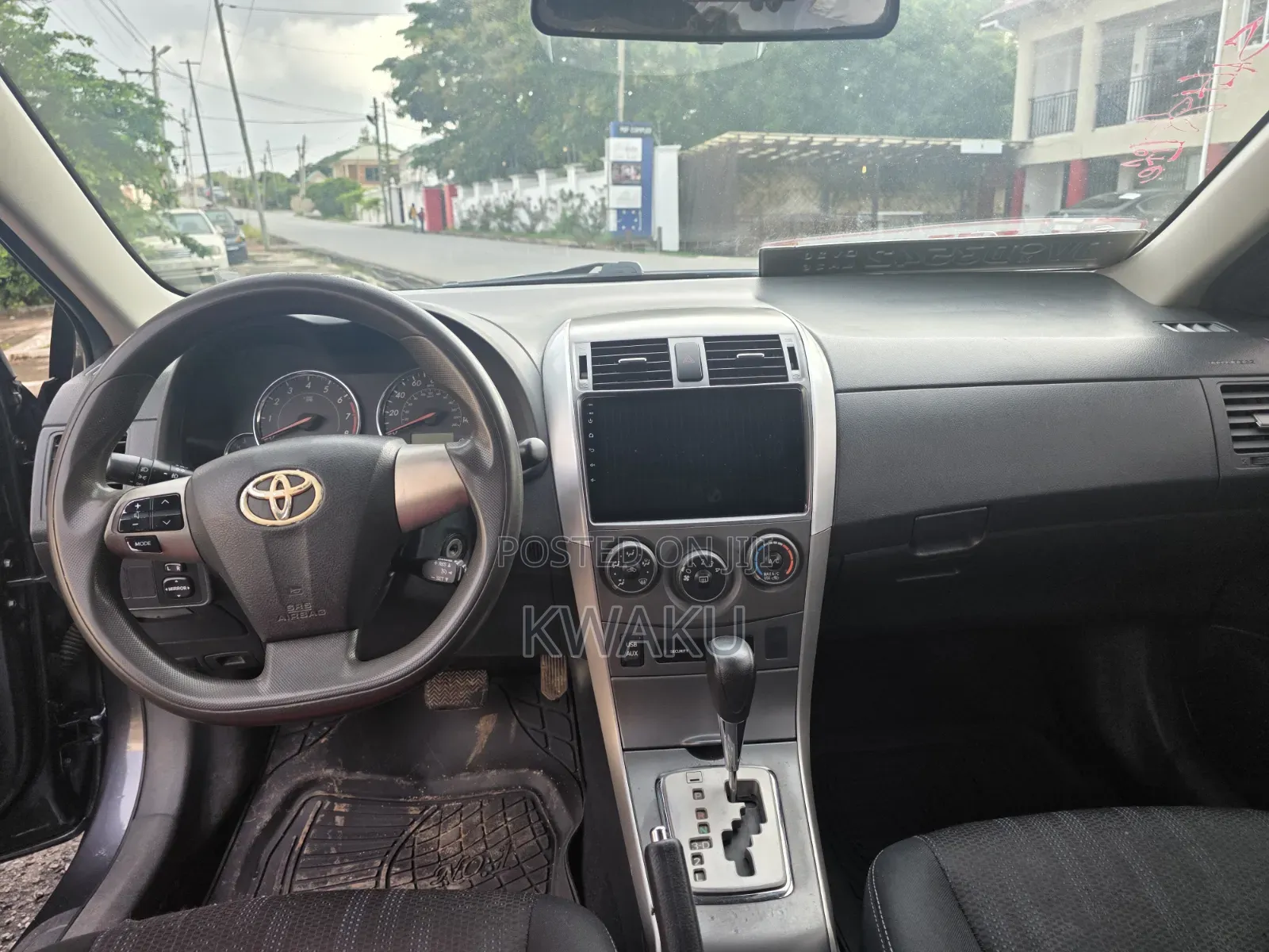 Toyota Corolla 2013 Gray