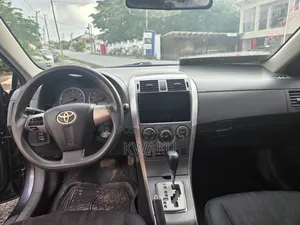 Toyota Corolla 2013 Gray