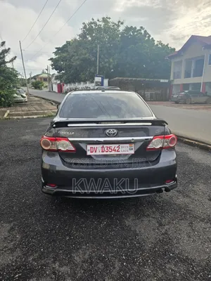 Toyota Corolla 2013 Gray