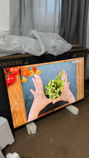 Brand New 50” Samsung Uhd Smart Tv